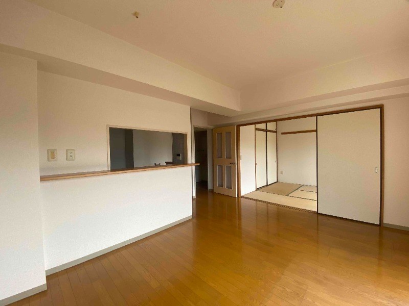 居室・リビング　※別号室写真参照