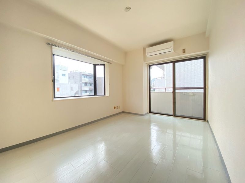 居室・リビング　※別部屋参考写真