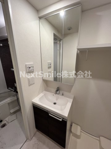 洗面設備　同仕様