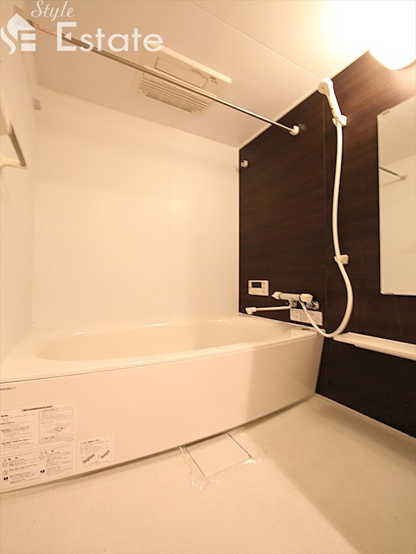 バス・シャワールーム　バスルーム