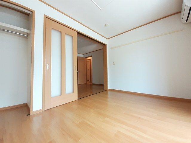 パレ・ロジュマンの居間写真