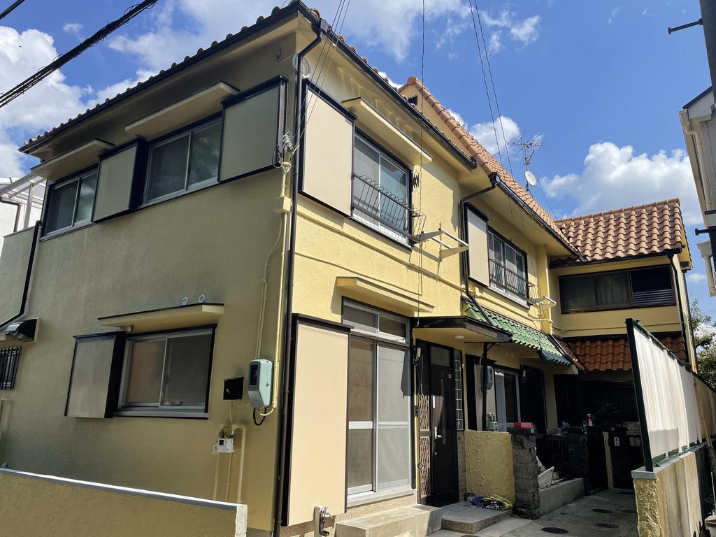 建物外観　外壁塗装