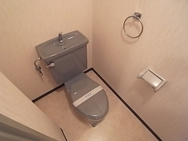 トイレ　お風呂・トイレ別のセパレート