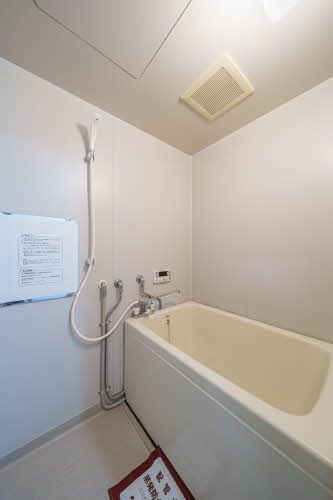 バス・シャワールーム　バスルーム