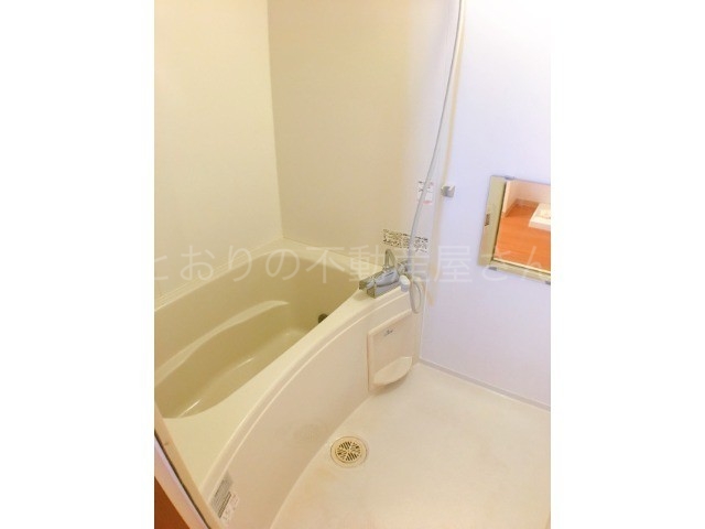 バス・シャワールーム　バスルーム