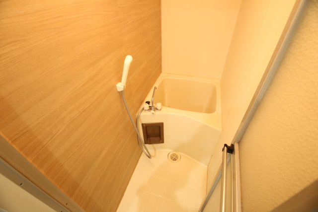 バス・シャワールーム　※別室の参考写真です。