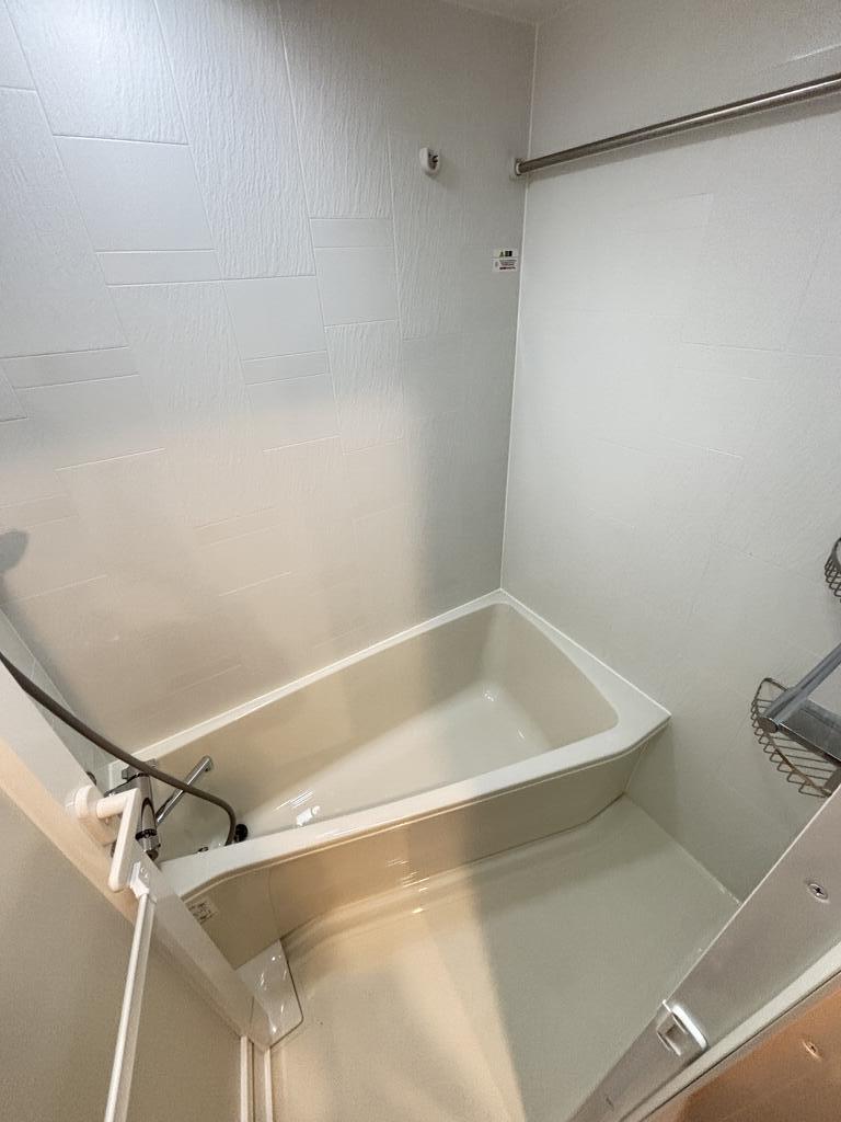 バス・シャワールーム　同間取り別部屋の写真です