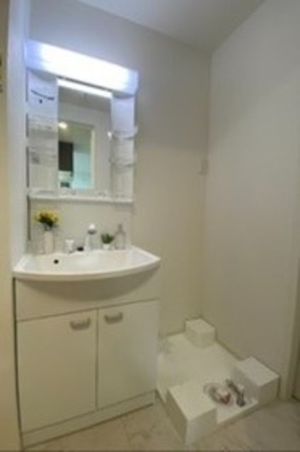 洗面設備　同仕様