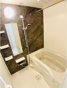 バス・シャワールーム　バス