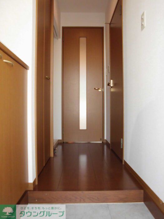 玄関　★お問い合わせはタウンハウジングまで★