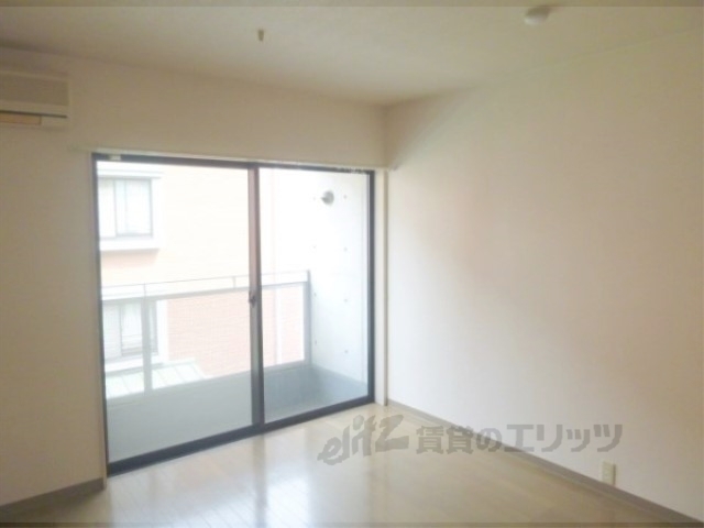 居室・リビング　居室