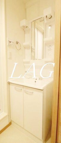 洗面設備　独立洗面台です。