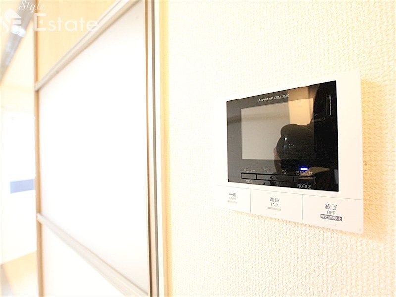 セキュリティ　モニター付きインターホン