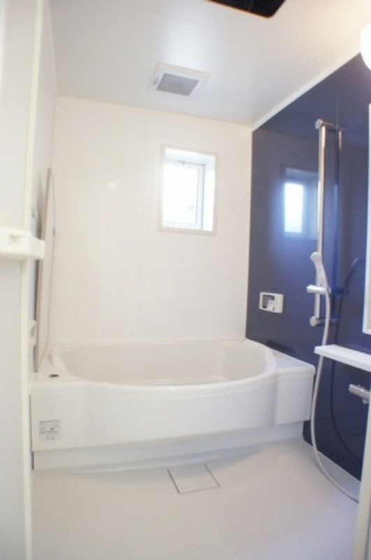 バス・シャワールーム　図面と現状に相違がある場合には現状を優先