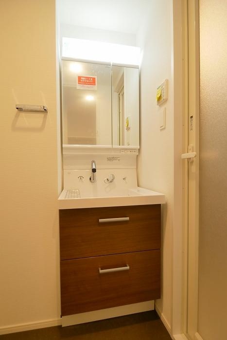 洗面設備　☆嬉しい独立洗面台☆