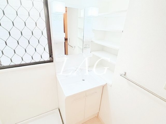 洗面設備　洗面台です。