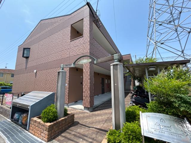 建物外観　外観写真（昼）