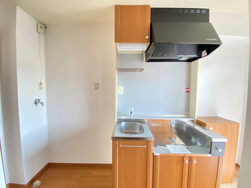 キッチン　◎図面や画像と現況に相違がある場合は、現況優先とします。