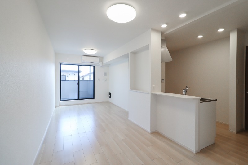 居室・リビング　図面と現状に相違がある場合には現状を優先