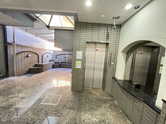 ロビー