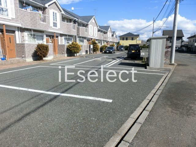 駐車場　敷地内駐車場