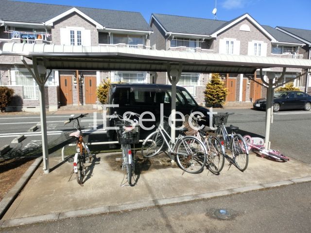 その他共有部分　屋根付き駐輪場