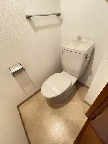 トイレ　※別室参考写真