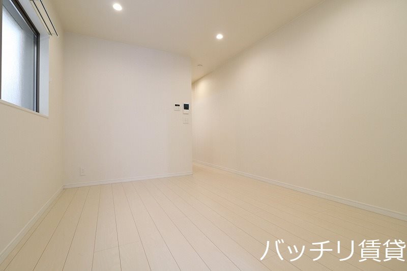 居室・リビング　同シリーズの別のお部屋。現況を優先します。