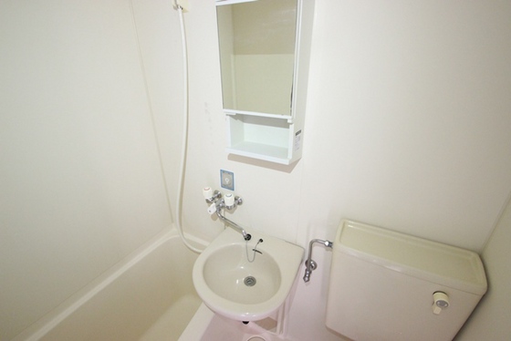 洗面設備　※別部屋の写真です