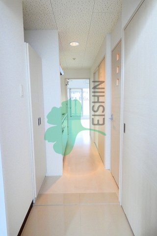 玄関　下駄箱もしっかりついてます！