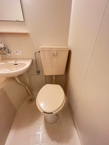 トイレ　シンプルで使いやすいトイレです