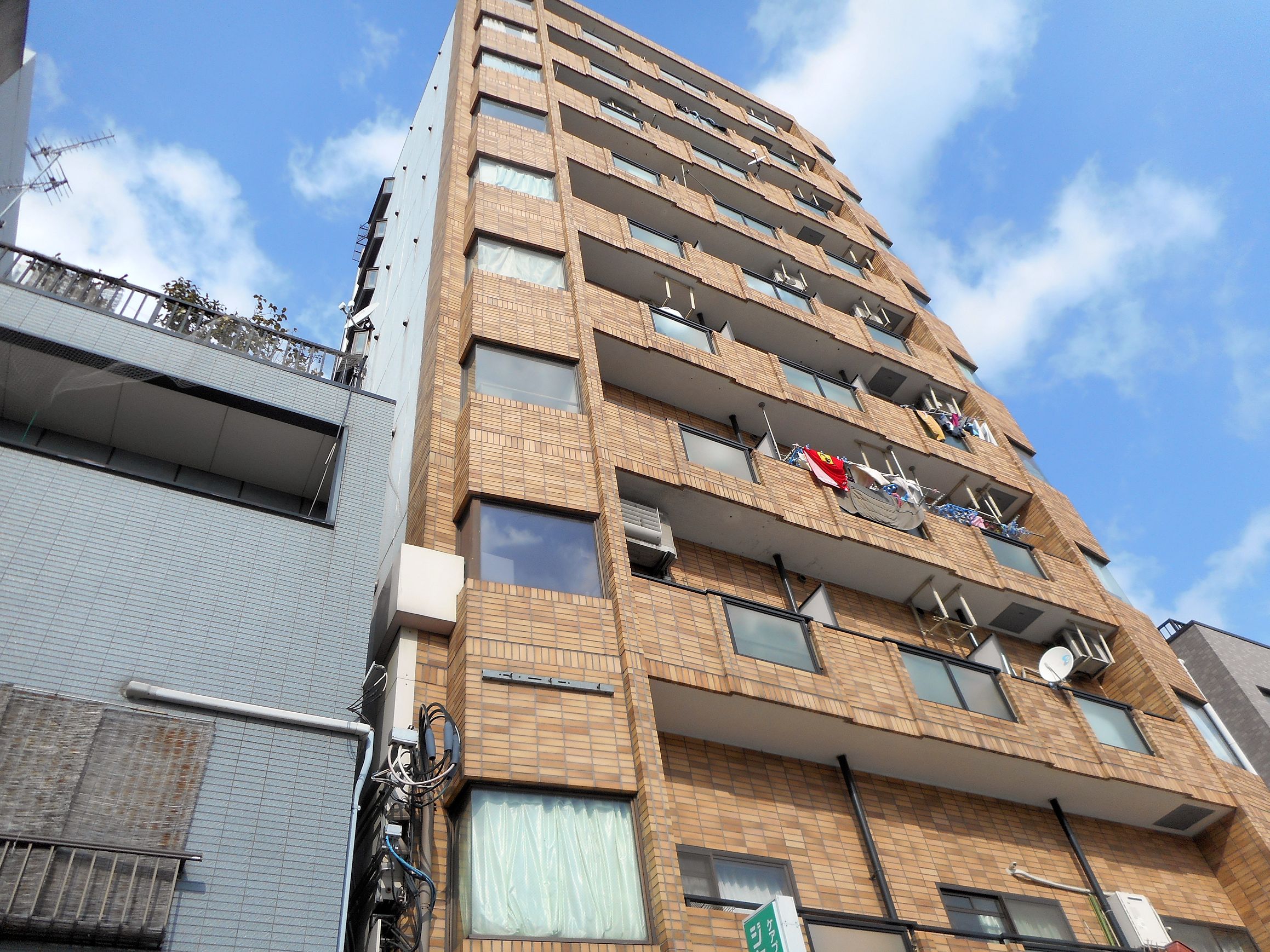建物外観　外観写真