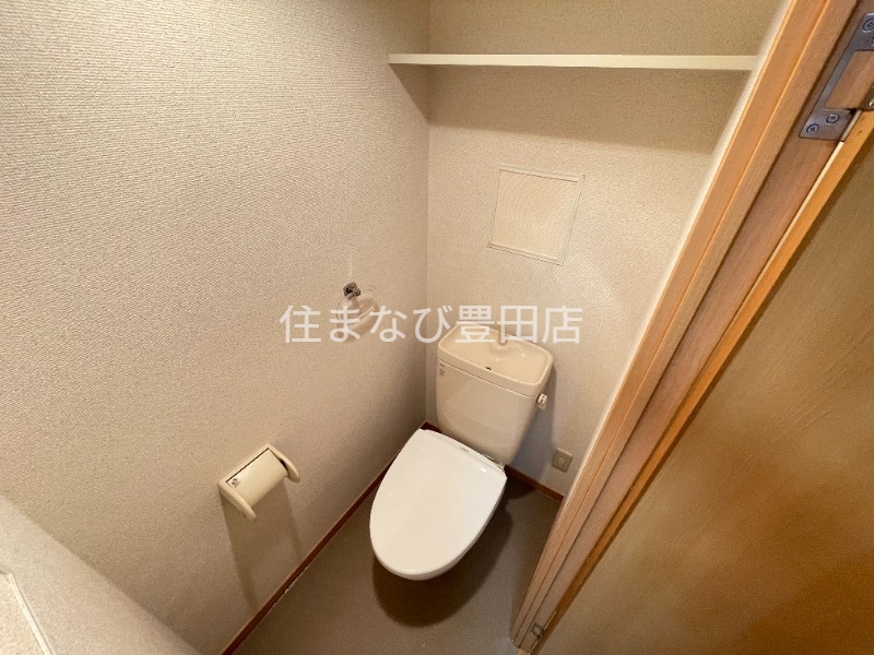 トイレ　別部屋写真