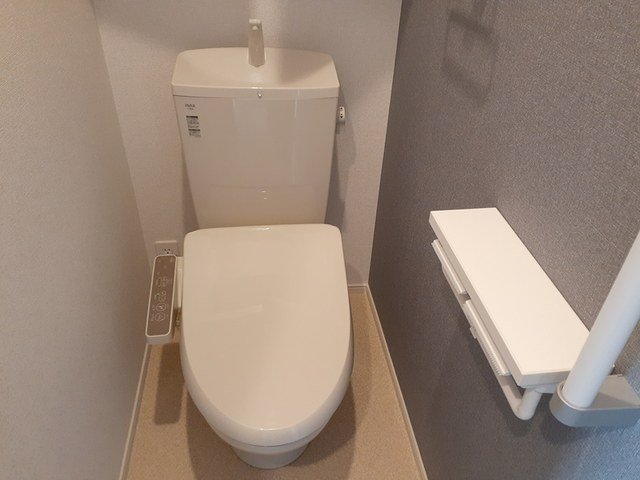 トイレ　コンパクトで使いやすいトイレです