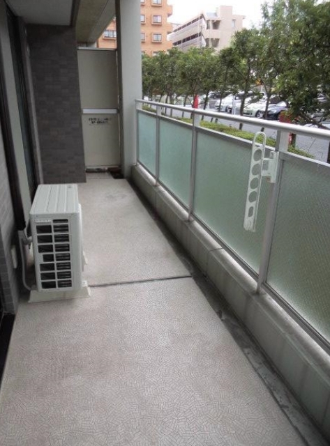 バルコニー　参考写真（同建物別部屋のものです）