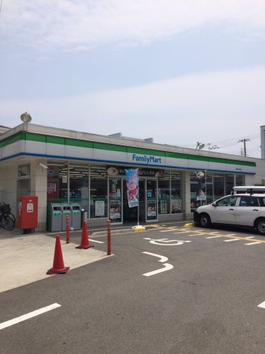 コンビニ　ファミリーマート門真古川町店（コンビニ）まで491m