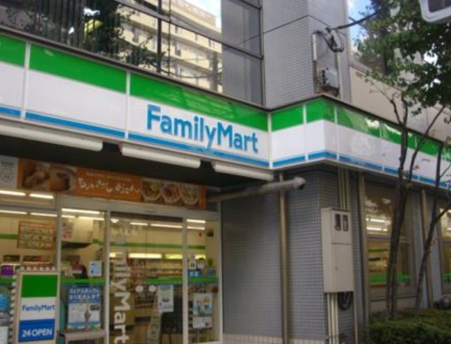 コンビニ　ファミリーマート江戸川橋駅西店（コンビニ）まで170m