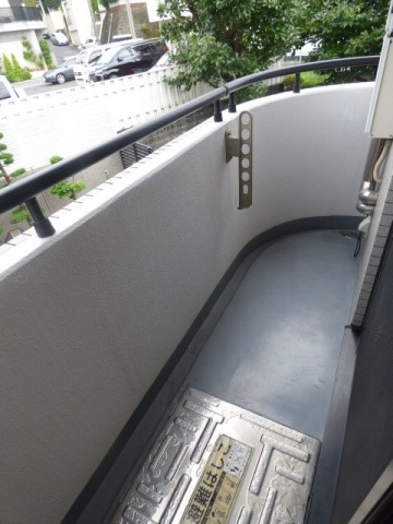 バルコニー　南向きの明るいバルコニー！