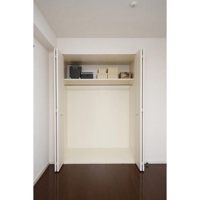 収納　写真は同タイプ住居です。