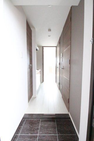 玄関　（別タイプ参考写真）シーネクス王子　北区王子本町2