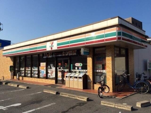 コンビニ　セブンイレブン 福岡干隈5丁目店（コンビニ）まで887m