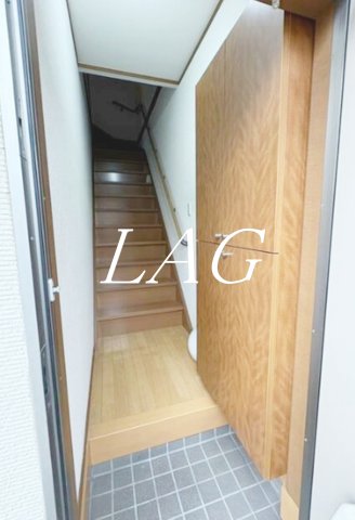 玄関　玄関です。