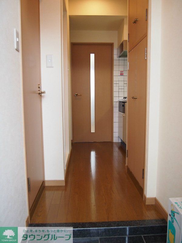 東京メトロ南北線 白金高輪駅 徒歩4分 14階建 築26年の玄関写真