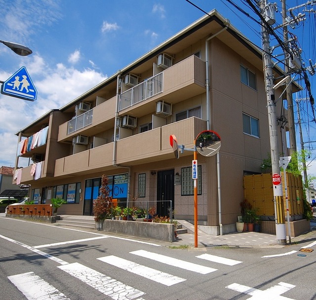 アクシス堂山2の外観写真