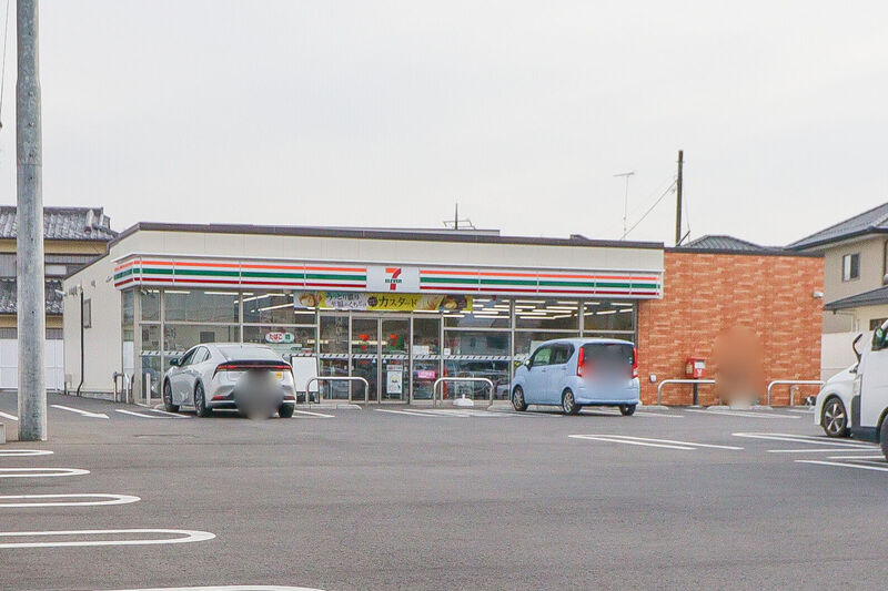 コンビニ　セブンイレブン 古河七軒町通り店（コンビニ）まで112m