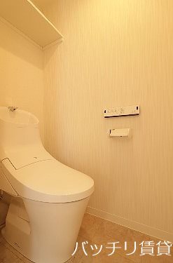 トイレ　同型イメージの為、現状を優先致します。