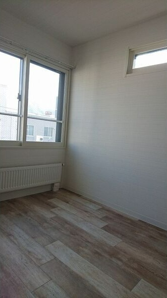 イングレッソ南7条の内装写真