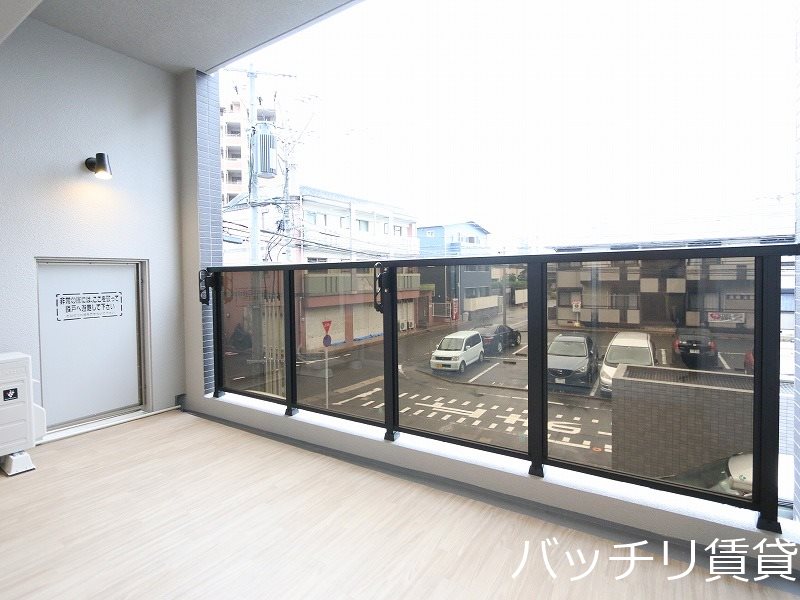 バルコニー　※同マンション同タイプのお部屋の写真の為、現状を優先します。