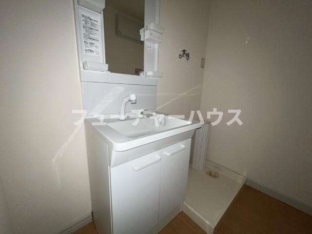 洗面設備　洗髪洗面化粧台