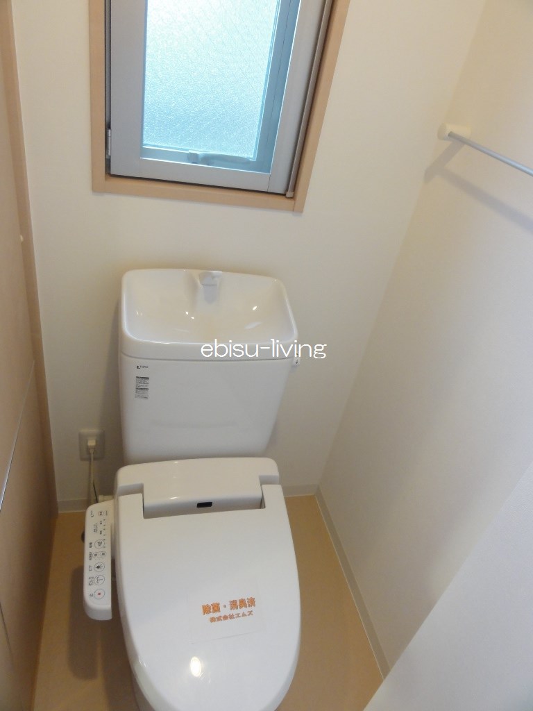 ＪＲ山手線 恵比寿駅 徒歩7分 7階建 築16年のトイレ写真